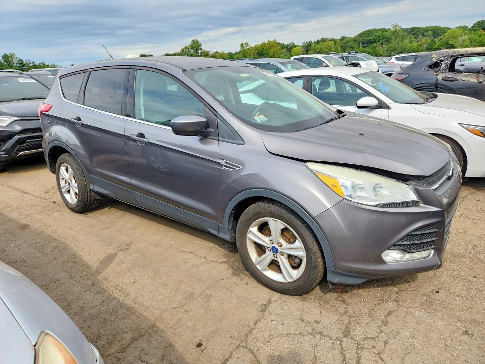 2013 Ford Escape მანქანა იყიდება აუქციონზე, vin: 1FMCU9GX5DUA82813, აუქციონის ნომერი: 66172506