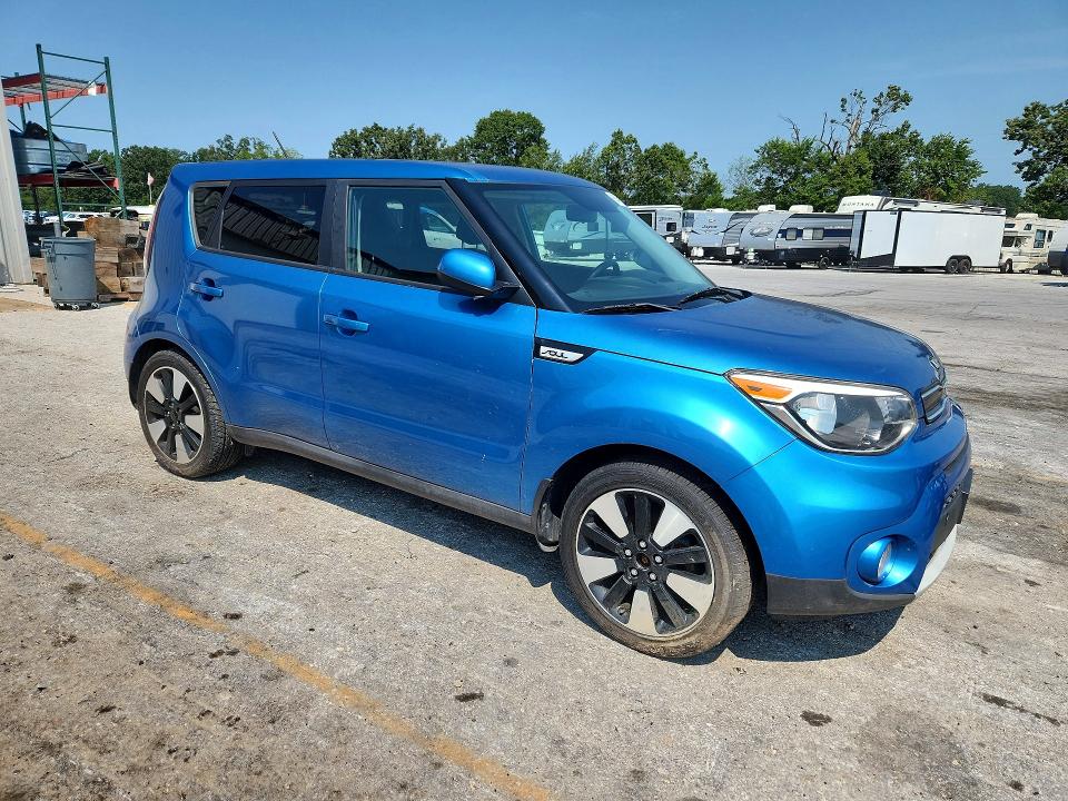 Продажа на аукционе авто 2019 Kia Soul, vin: KNDJP3A52K7637509, номер лота: 64415656