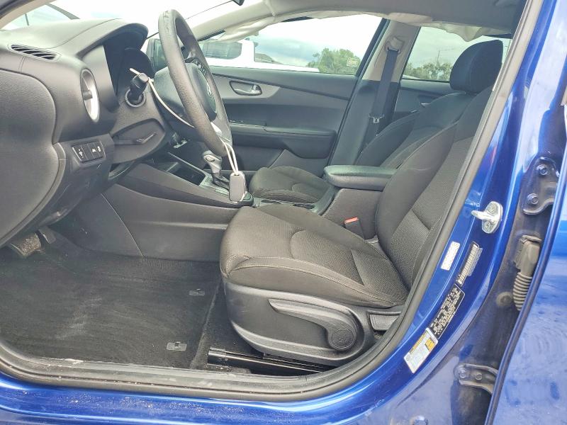 66070326 :رقم المزاد ، 3KPF24AD8ME341379 vin ، 2021 Kia Forte مزاد بيع