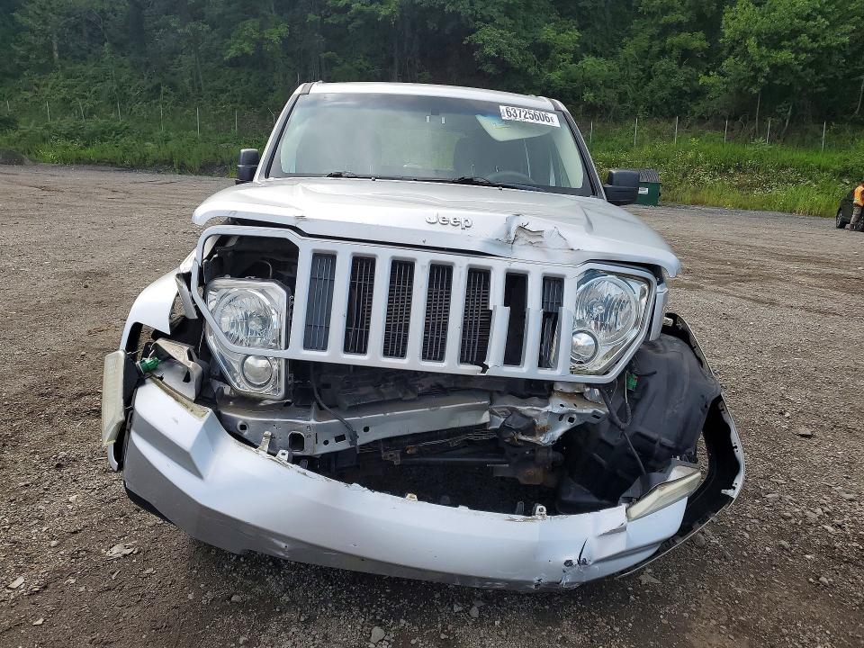 63725606 :رقم المزاد ، 1J4PN2GK0BW504464 vin ، 2011 Jeep Liberty مزاد بيع
