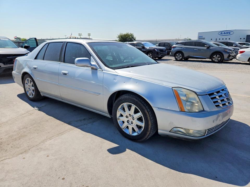2009 Cadillac Dts მანქანა იყიდება აუქციონზე, vin: 1G6KD57YX9U105501, აუქციონის ნომერი: 63186286