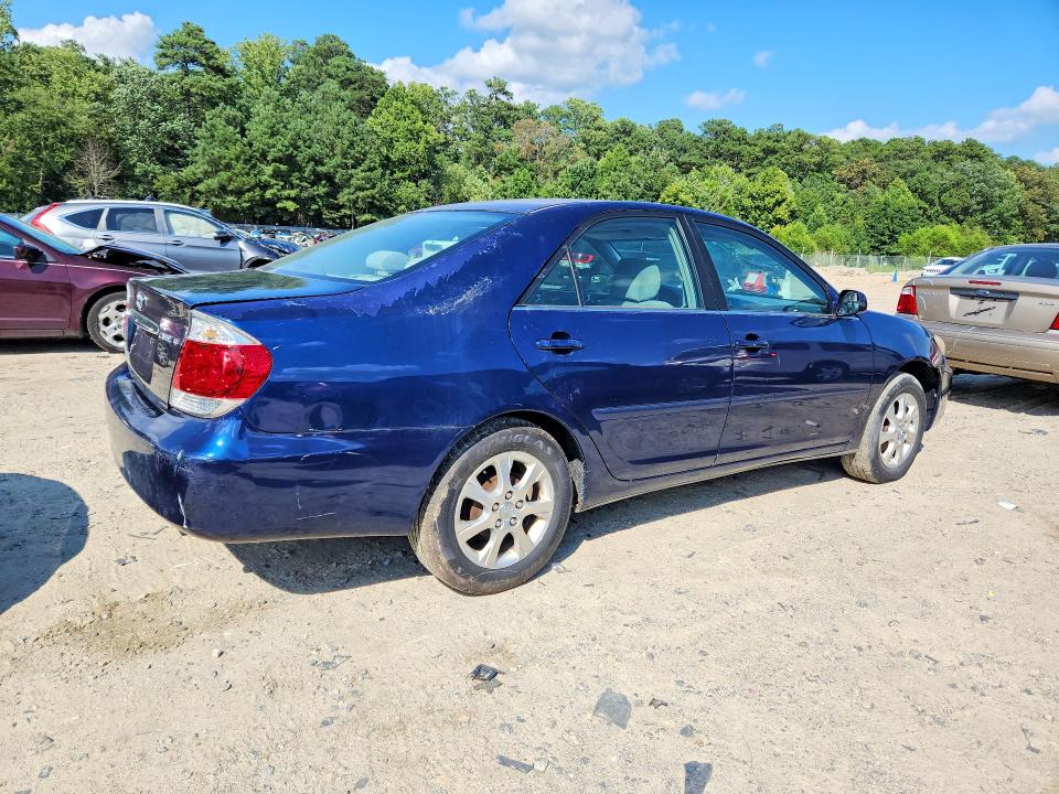 61645546 :رقم المزاد ، 4T1BE32K25U074669 vin ، 2005 Toyota Camry مزاد بيع