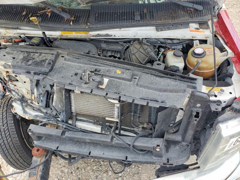 64789776 :رقم المزاد ، 1FDXE4FS6FDA29113 vin ، 2015 Ford Cutaway E4 مزاد بيع