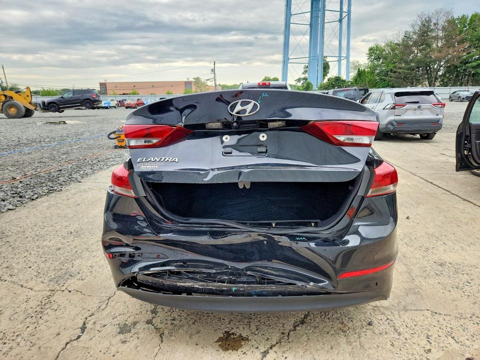 65519756 :رقم المزاد ، 5NPD84LF3JH269910 vin ، 2018 Hyundai Elantra مزاد بيع