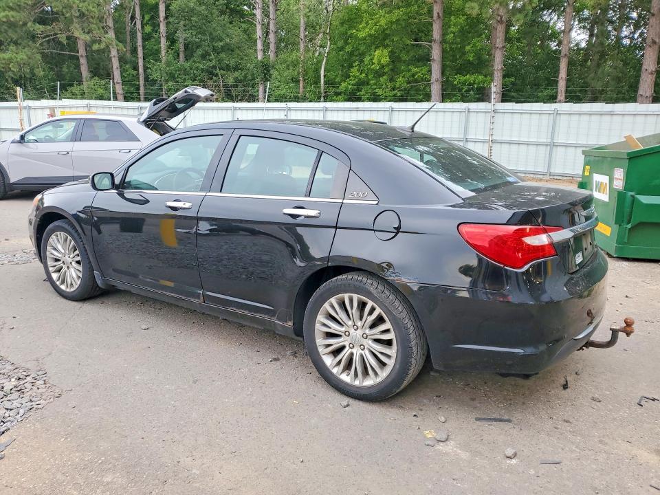 Auction sale of the 2012 Chrysler 200, vin: 1C3CCBCB2CN288869, lot number: 65803396