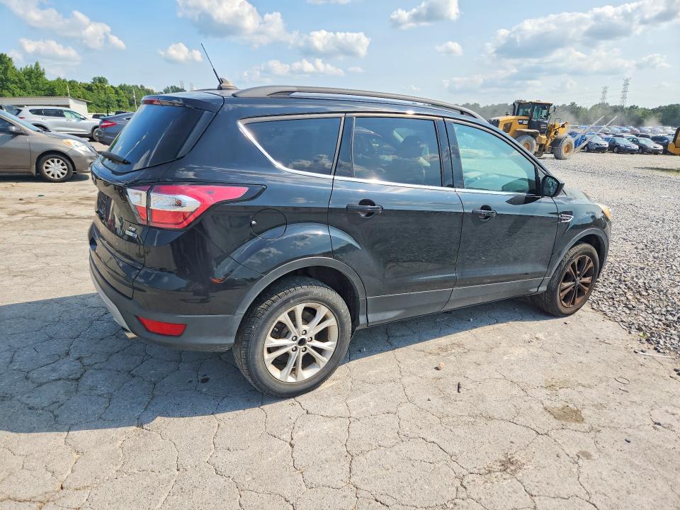 2018 Ford Escape მანქანა იყიდება აუქციონზე, vin: 1FMCU9GD8JUD58046, აუქციონის ნომერი: 63805086