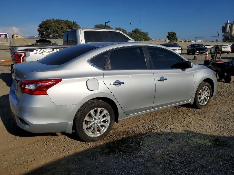 Aukcja sprzedaży 2018 Nissan Sentra, vin: 3N1AB7AP5JY345621, numer aukcji: 66450536