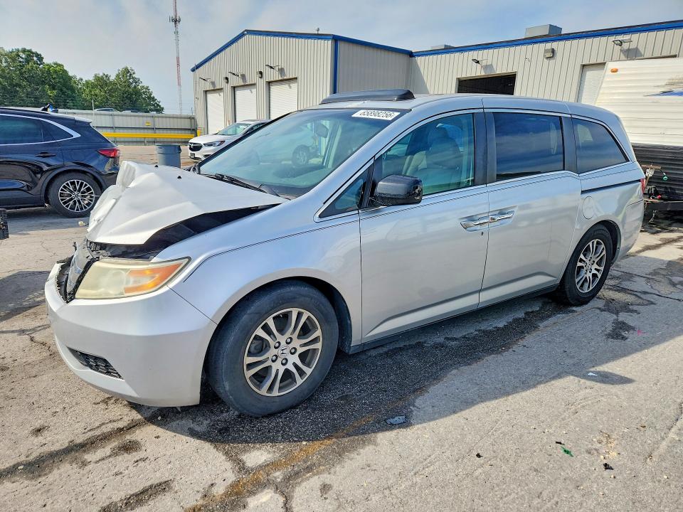 65898256 :رقم المزاد ، 5FNRL5H64CB107174 vin ، 2012 Honda Odyssey مزاد بيع