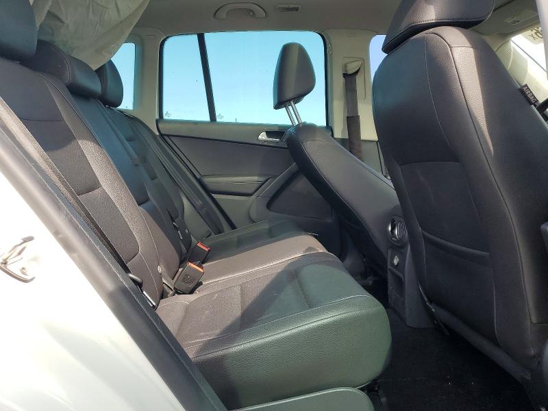 63688666 :رقم المزاد ، WVGAV3AX4EW560199 vin ، 2014 Volkswagen Tiguan مزاد بيع