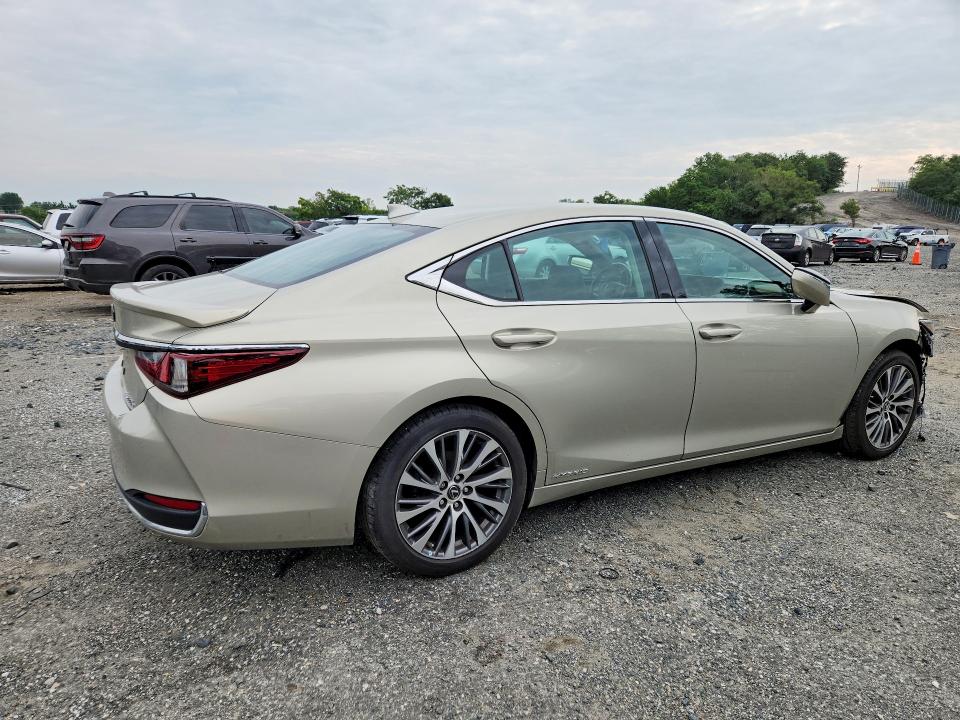 65365646 :رقم المزاد ، 58AB21B15KU002437 vin ، 2019 Lexus Es مزاد بيع