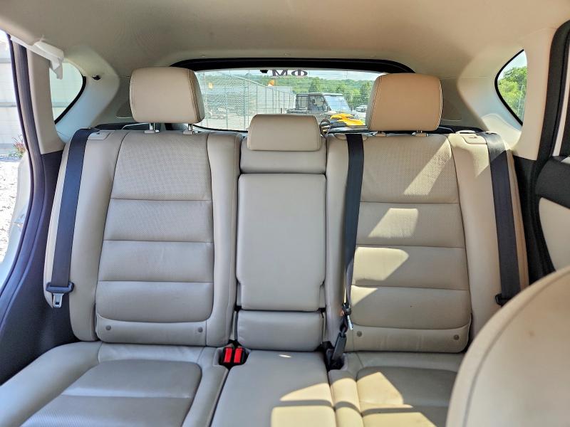 64451136 :رقم المزاد ، JM3KE2DY1E0300957 vin ، 2014 Mazda Cx-5 مزاد بيع