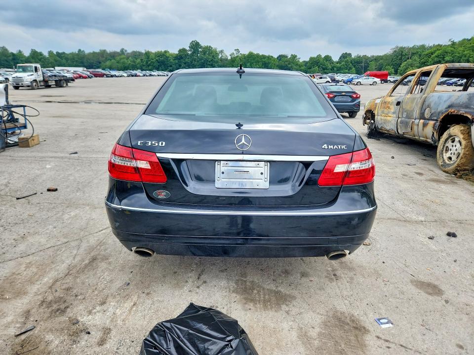 2013 Mercedes-benz E მანქანა იყიდება აუქციონზე, vin: WDDHF8JB4DA733741, აუქციონის ნომერი: 64903516