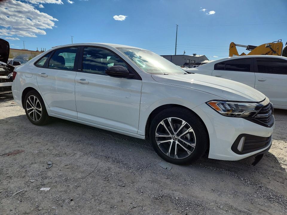 66921506 :رقم المزاد ، 3VWAM7BU4RM008997 vin ، 2024 Volkswagen Jetta مزاد بيع