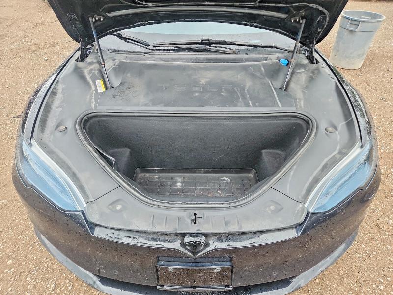 2017 Tesla Model S მანქანა იყიდება აუქციონზე, vin: 5YJSA1E26HF194519, აუქციონის ნომერი: 65699536