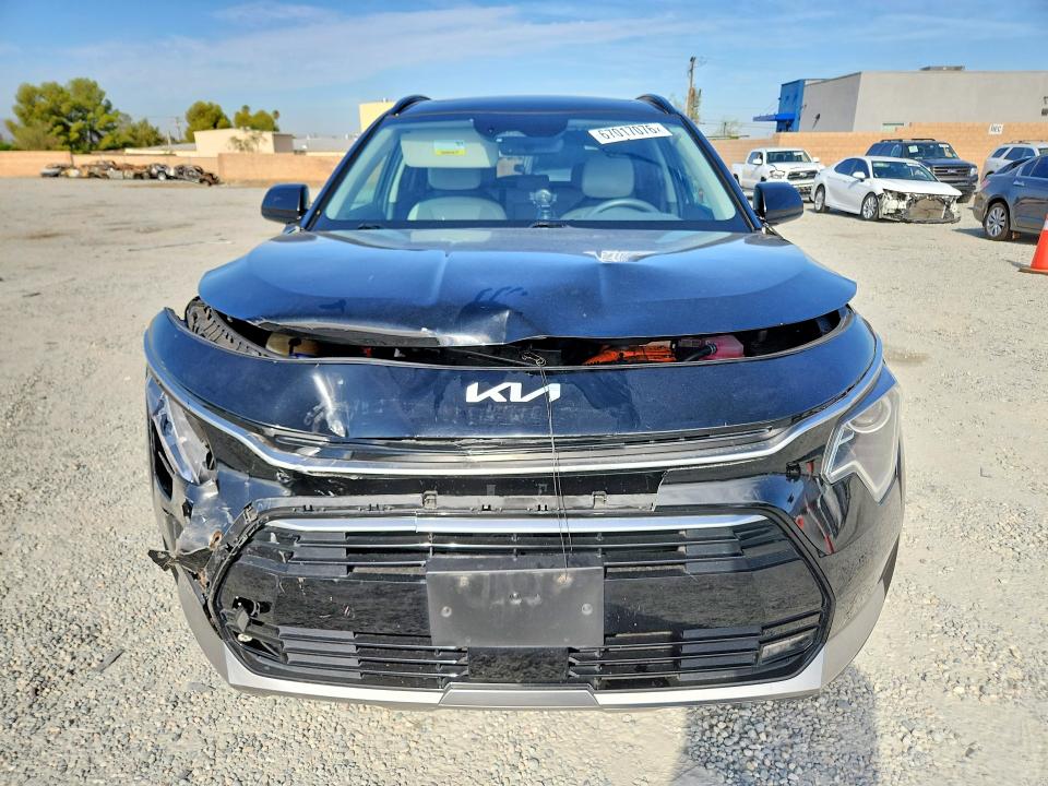 67017076 :رقم المزاد ، KNDCR3LE3R5132438 vin ، 2024 Kia Niro مزاد بيع