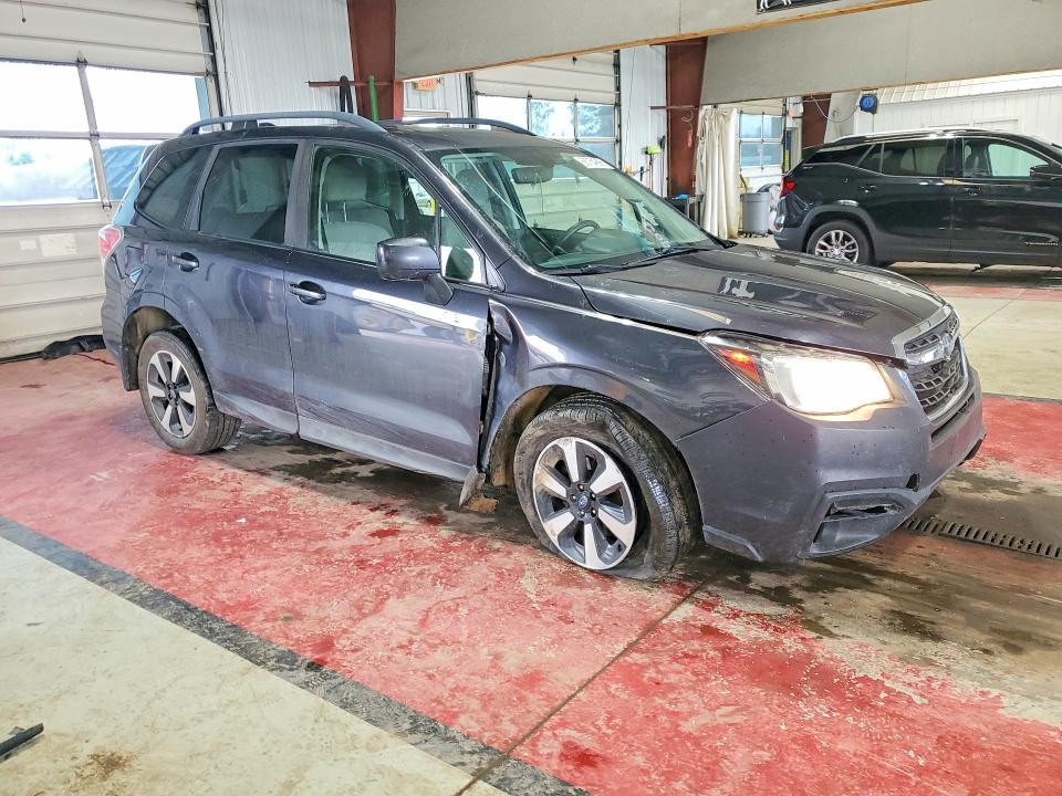 Продажа на аукционе авто 2017 Subaru Forester, vin: JF2SJAEC2HH453081, номер лота: 66754996