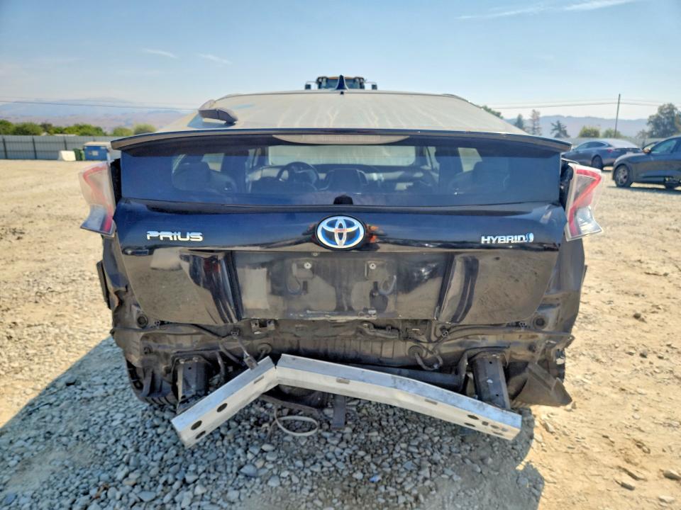 2018 Toyota Prius მანქანა იყიდება აუქციონზე, vin: JTDKARFUXJ3551993, აუქციონის ნომერი: 62521996