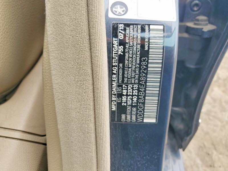 2014 Mercedes-benz C მანქანა იყიდება აუქციონზე, vin: WDDGF8AB4EA892983, აუქციონის ნომერი: 64554386
