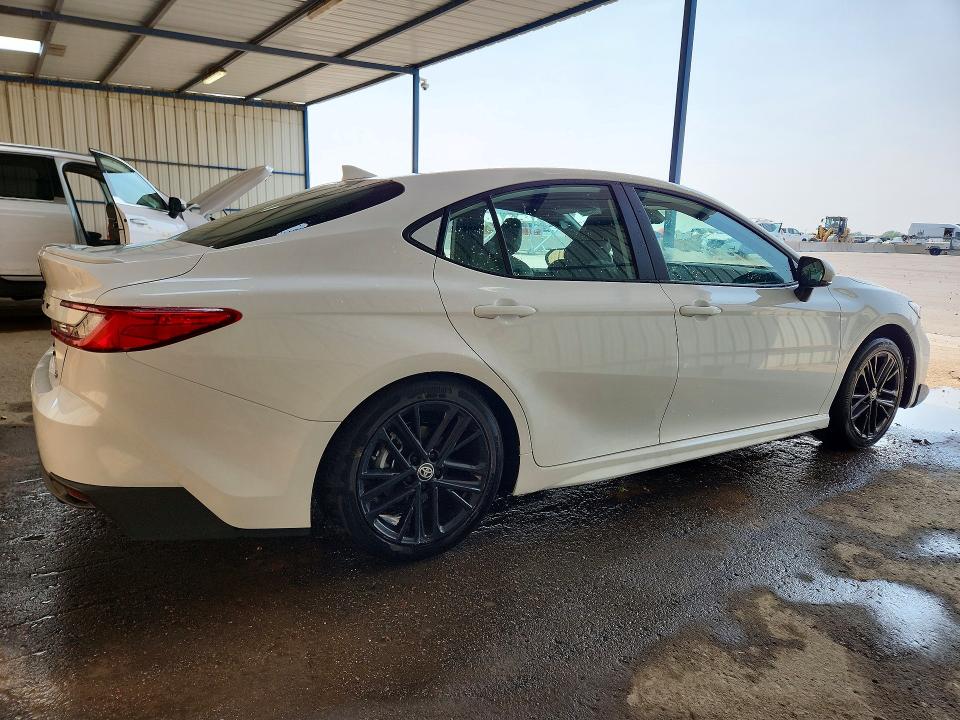 2026 Toyota Camry მანქანა იყიდება აუქციონზე, vin: 4T1DAACK1TU748430, აუქციონის ნომერი: 64480946