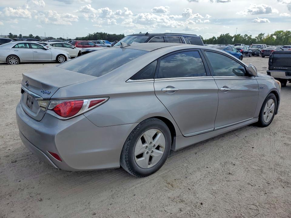Продажа на аукционе авто 2011 Hyundai Sonata, vin: KMHEC4A40BA018836, номер лота: 65560806