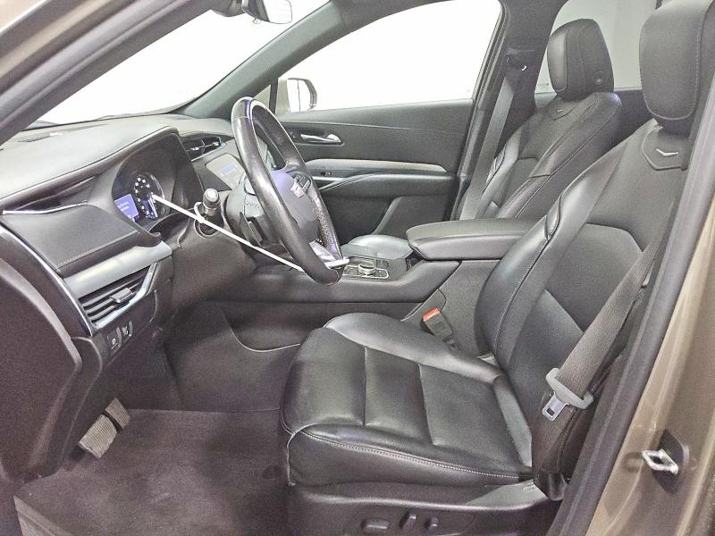 2020 Cadillac Xt4 მანქანა იყიდება აუქციონზე, vin: 1GYFZDR43LF039870, აუქციონის ნომერი: 62654216