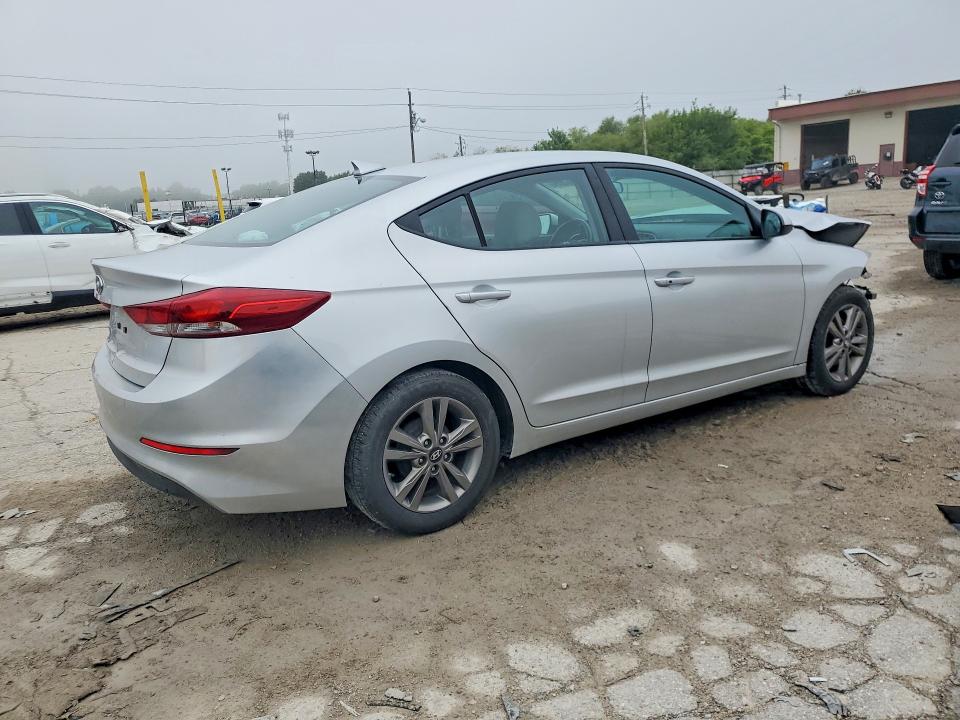 2017 Hyundai Elantra მანქანა იყიდება აუქციონზე, vin: 5NPD84LFXHH082206, აუქციონის ნომერი: 64552886