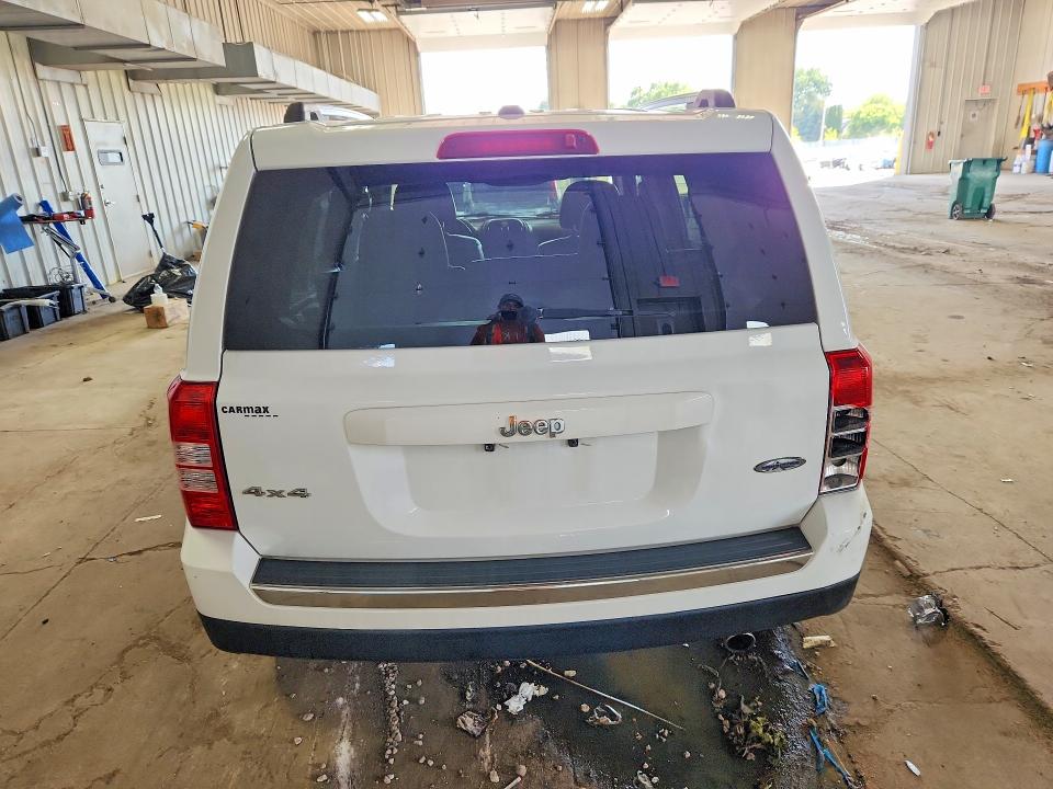67127766 :رقم المزاد ، 1C4NJRFB9GD692701 vin ، 2016 Jeep Patriot مزاد بيع