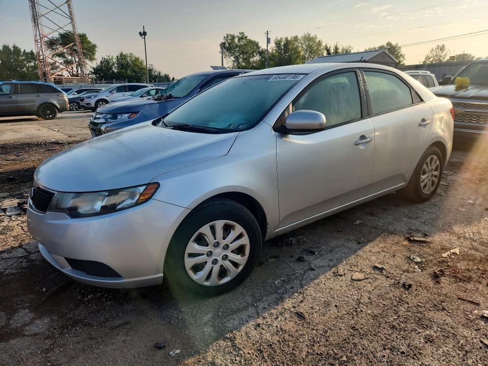 2011 Kia Forte მანქანა იყიდება აუქციონზე, vin: KNAFT4A27B5885521, აუქციონის ნომერი: 65440196