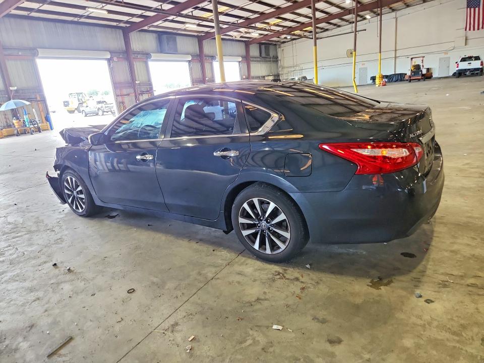 Продаж на аукціоні авто 2017 Nissan Altima, vin: 1N4AL3AP9HC139438, номер лоту: 64000166