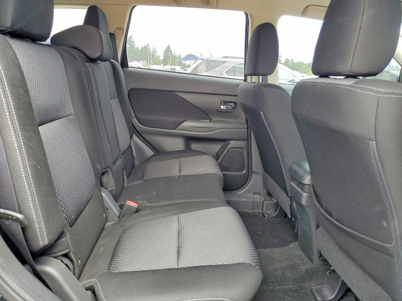 Продаж на аукціоні авто 2018 Mitsubishi Outlander, vin: JA4AD2A36JZ009905, номер лоту: 64051106