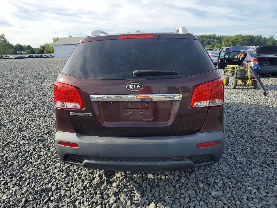 66824426 :رقم المزاد ، 5XYKTCA12BG114670 vin ، 2011 Kia Sorento مزاد بيع