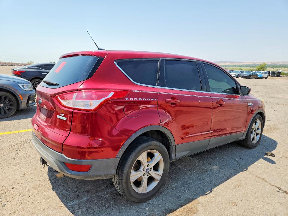 2015 Ford Escape მანქანა იყიდება აუქციონზე, vin: 1FMCU0GX3FUB62187, აუქციონის ნომერი: 64411696