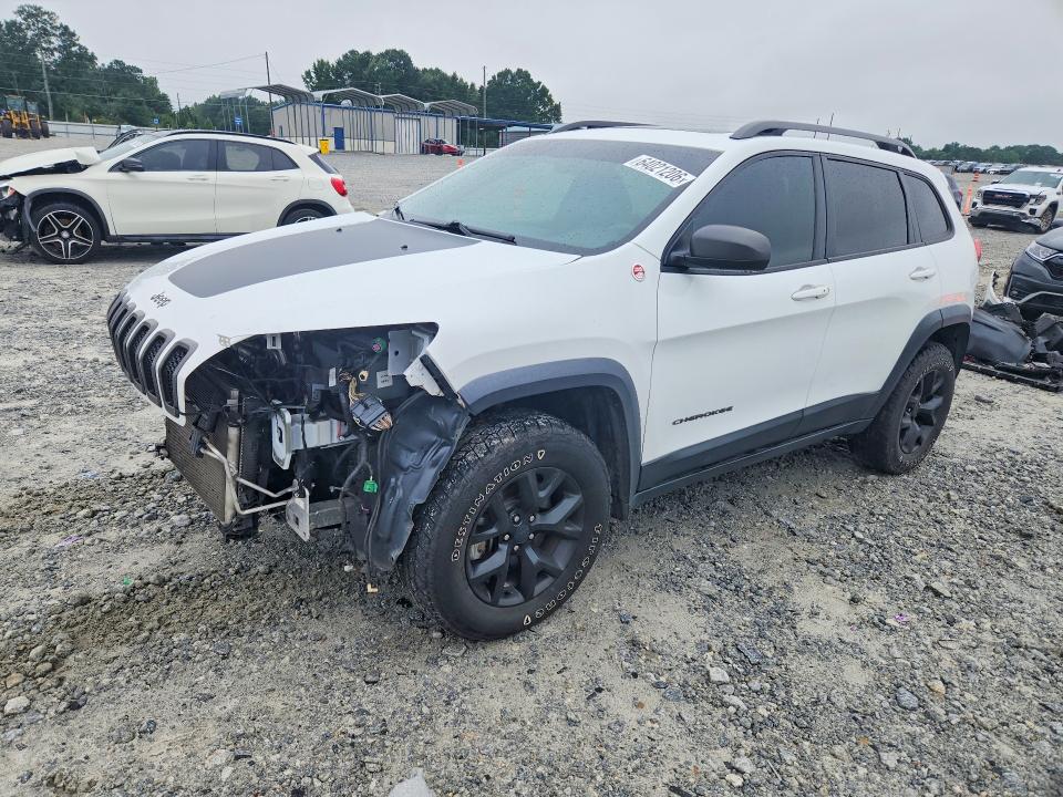 64021206 :رقم المزاد ، 1C4PJMBS0HW600219 vin ، 2017 Jeep Cherokee مزاد بيع