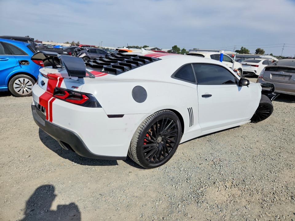 66619786 :رقم المزاد ، 2G1FF1E35F9168855 vin ، 2015 Chevrolet Camaro مزاد بيع