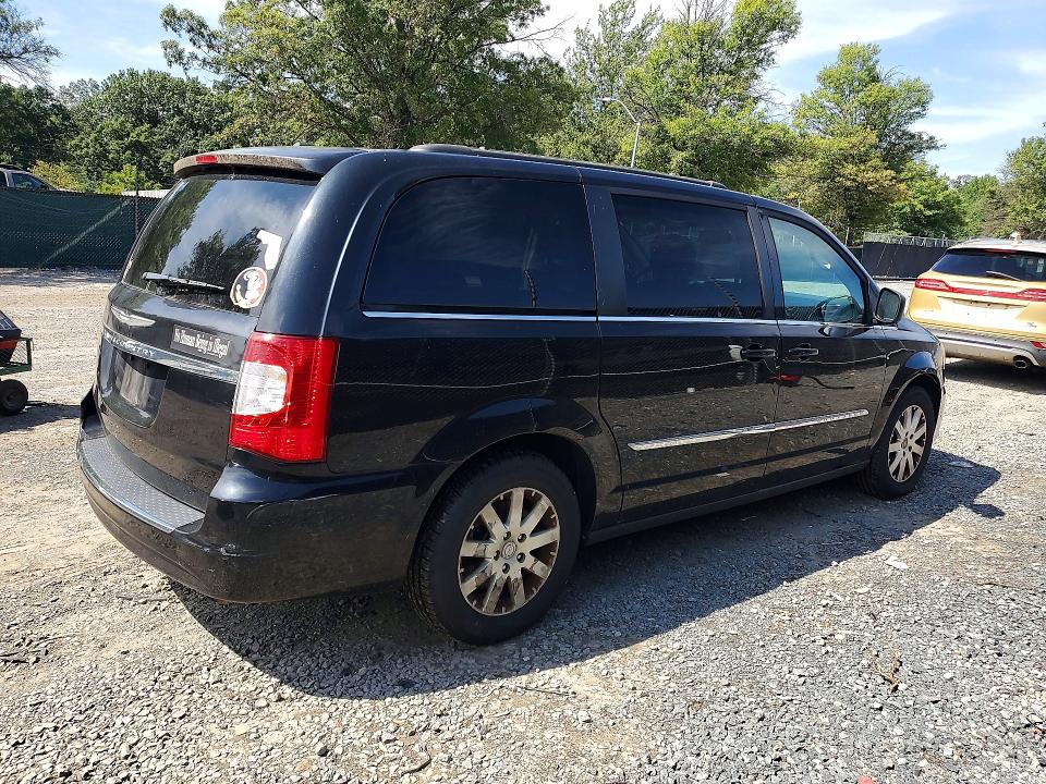 65529826 :رقم المزاد ، 2C4RC1BG5GR247996 vin ، 2016 Chrysler Town & Country مزاد بيع