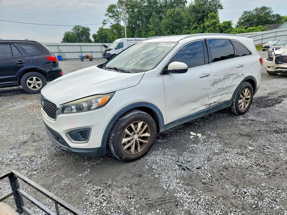 64712616 :رقم المزاد ، 5XYPG4A37HG285408 vin ، 2017 Kia Sorento مزاد بيع