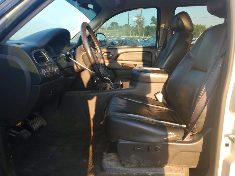 66640216 :رقم المزاد ، 1GNSKKE74DR374141 vin ، 2013 Chevrolet Suburban مزاد بيع