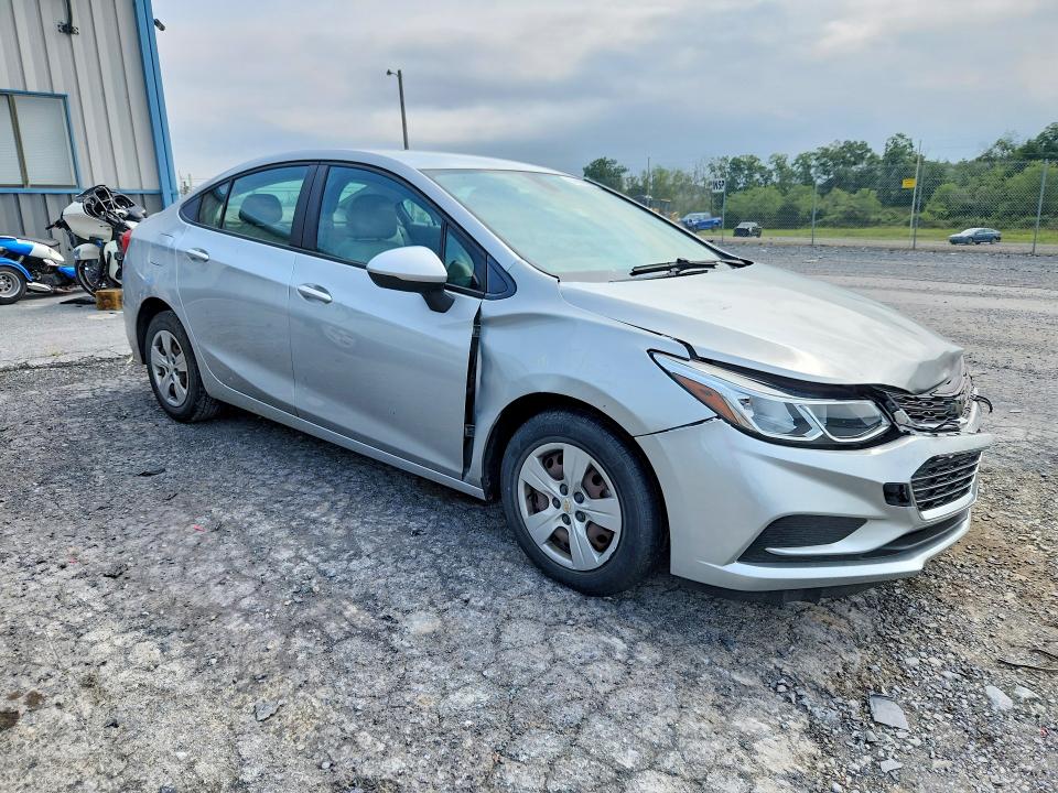 2018 Chevrolet Cruze მანქანა იყიდება აუქციონზე, vin: 1G1BC5SM1J7158006, აუქციონის ნომერი: 64006556
