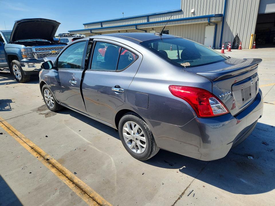 Продажа на аукционе авто 2018 Nissan Versa, vin: 3N1CN7AP7JL826161, номер лота: 65881156
