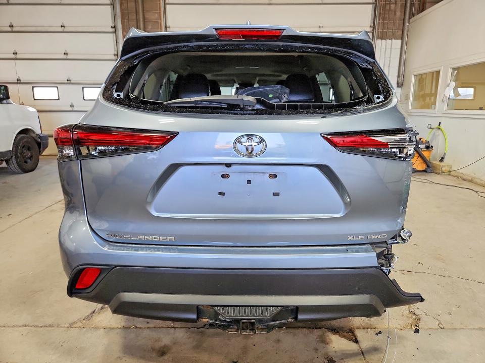 Aukcja sprzedaży 2022 Toyota Highlander, vin: 5TDGZRBH3NS244824, numer aukcji: 64244056