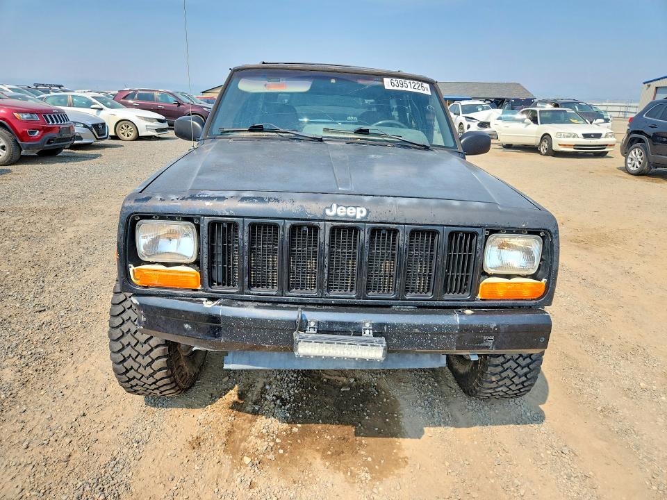63951226 :رقم المزاد ، 1J4FF68SXXL669333 vin ، 1999 Jeep Cherokee مزاد بيع