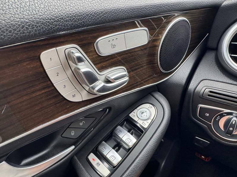 66790486 :رقم المزاد ، W1N0G8EB2LF780517 vin ، 2020 Mercedes-benz Glc مزاد بيع