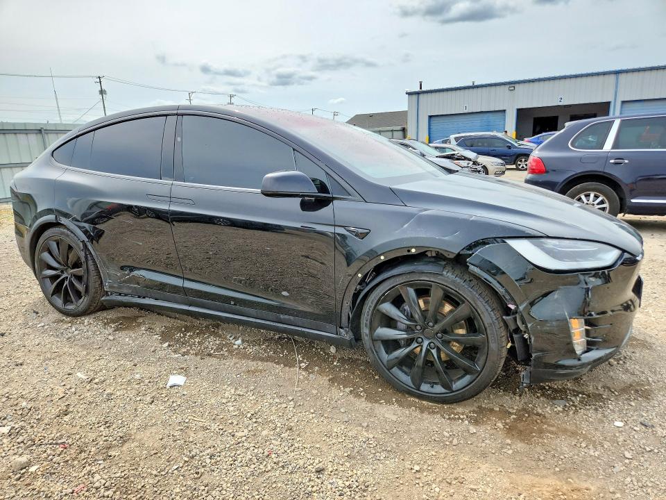 Продажа на аукционе авто 2017 Tesla Model X, vin: 5YJXCBE27HF048748, номер лота: 66729826