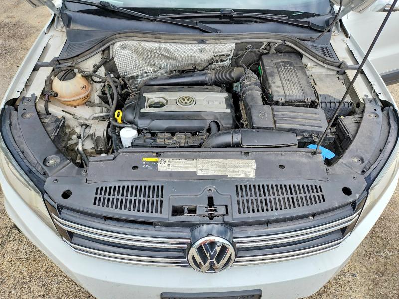 Aukcja sprzedaży 2016 Volkswagen Tiguan, vin: WVGBV7AX9GW591737, numer aukcji: 63443776