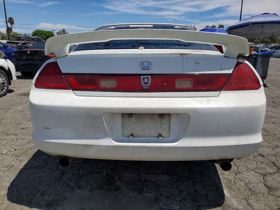 Продаж на аукціоні авто 2000 Honda Accord, vin: 1HGCG225XYA038906, номер лоту: 65726816