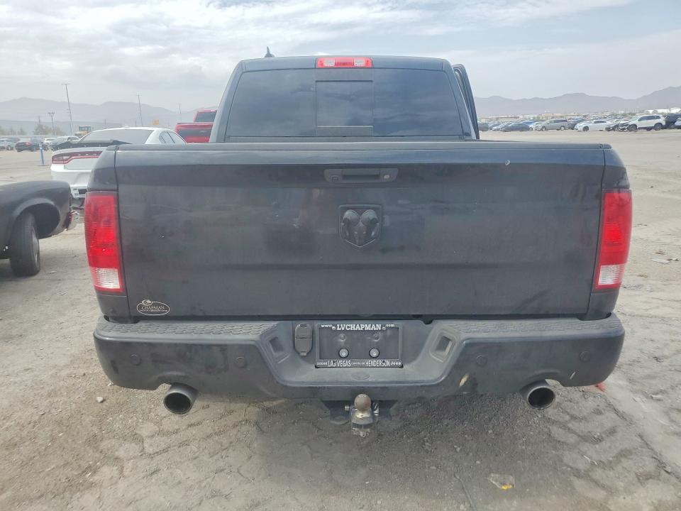 64315366 :رقم المزاد ، 1C6RR6LT8JS161165 vin ، 2018 Ram 1500 مزاد بيع
