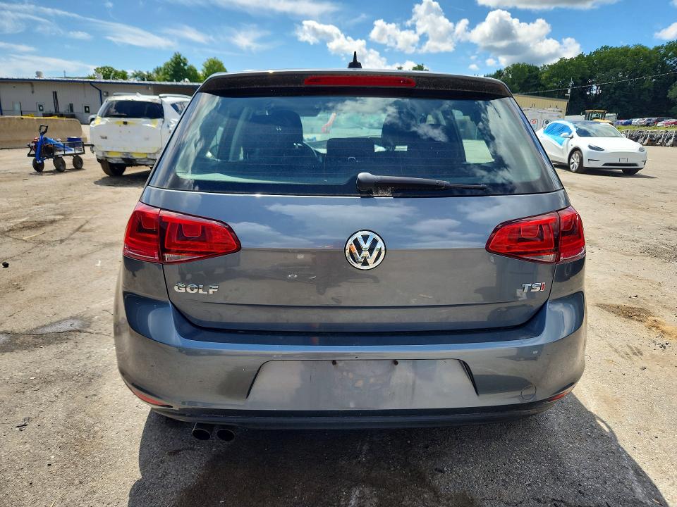 66602996 :رقم المزاد ، 3VW217AU5HM070096 vin ، 2017 Volkswagen Golf مزاد بيع