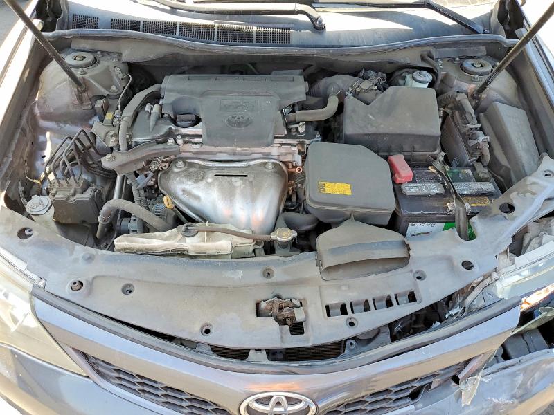 64539186 :رقم المزاد ، 4T1BF1FK8EU777141 vin ، 2014 Toyota Camry مزاد بيع