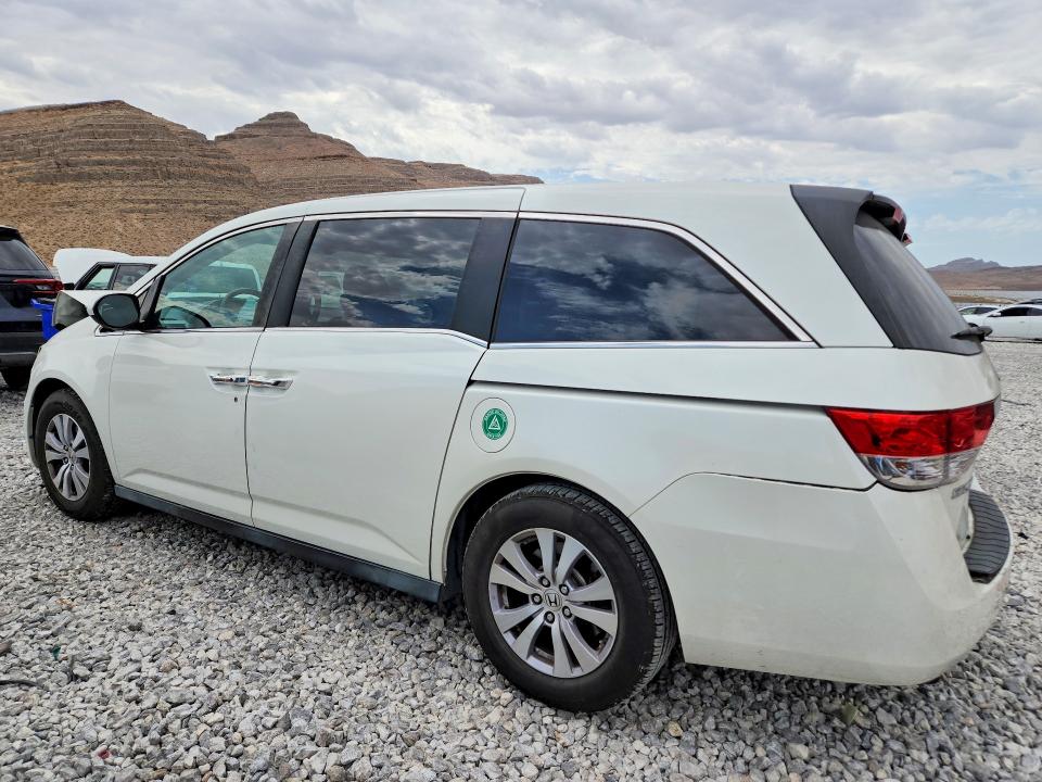 64084446 :رقم المزاد ، 5FNRL5H61FB024113 vin ، 2015 Honda Odyssey مزاد بيع