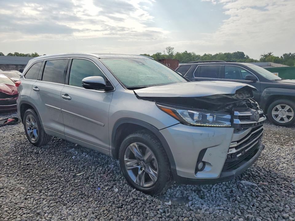 Продажа на аукционе авто 2018 Toyota Highlander, vin: 5TDYZRFH6JS242915, номер лота: 64405306